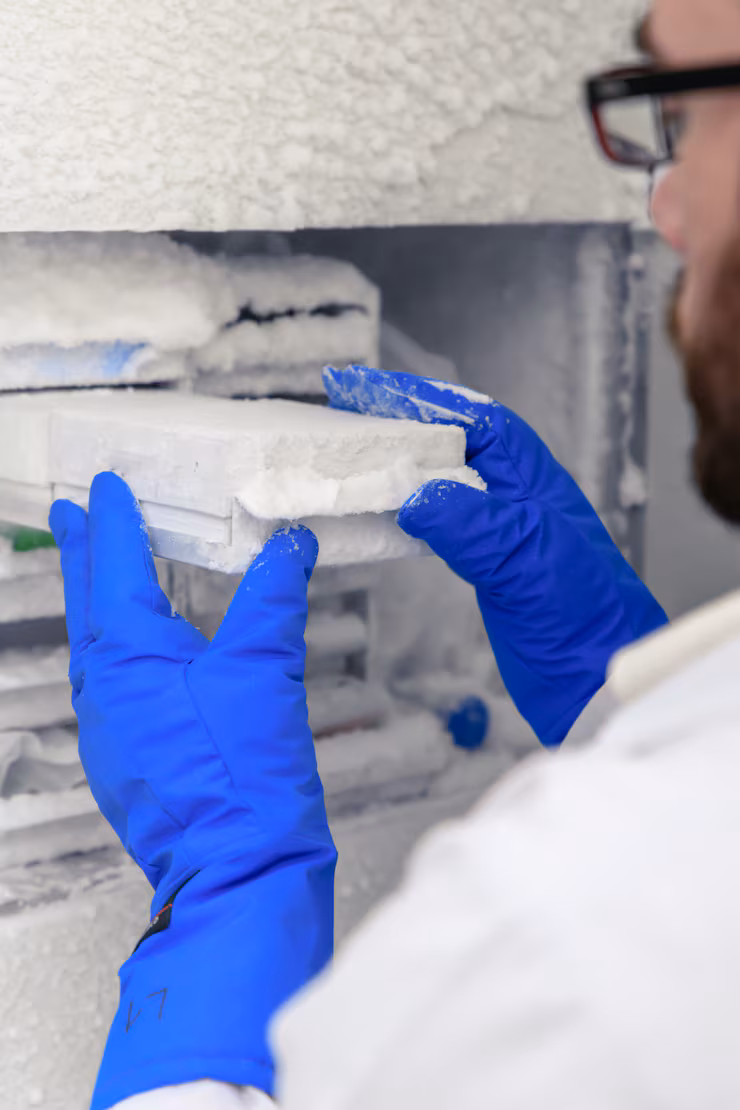 Cold storage micro-hubs near production areas